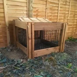 600 Litre Blackdown Range Single Leaf Mould Wooden Composter with Lid