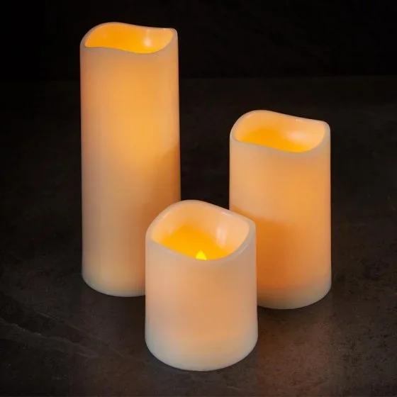 Flameless LED Candle 7.5 x 7.5cm