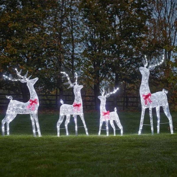 GlitterTwist Single Silver Reindeer Low Voltage – 95cm
