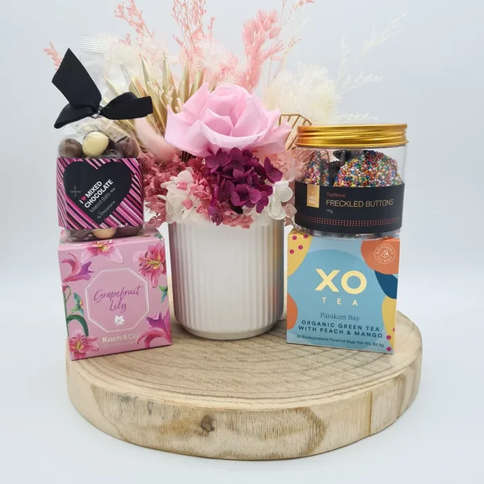 Pink Dried Floral Gift Hamper – Sydney Only