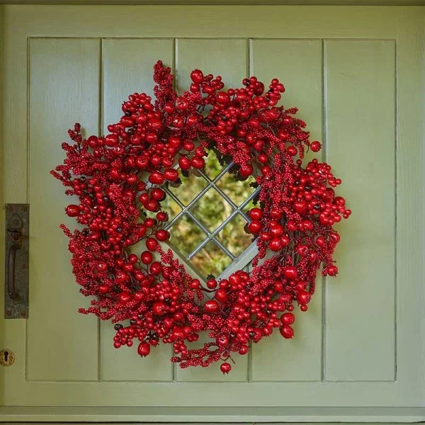 Red BerryBurst Wreath Artificial Decorated Christmas Wreath – 50cm