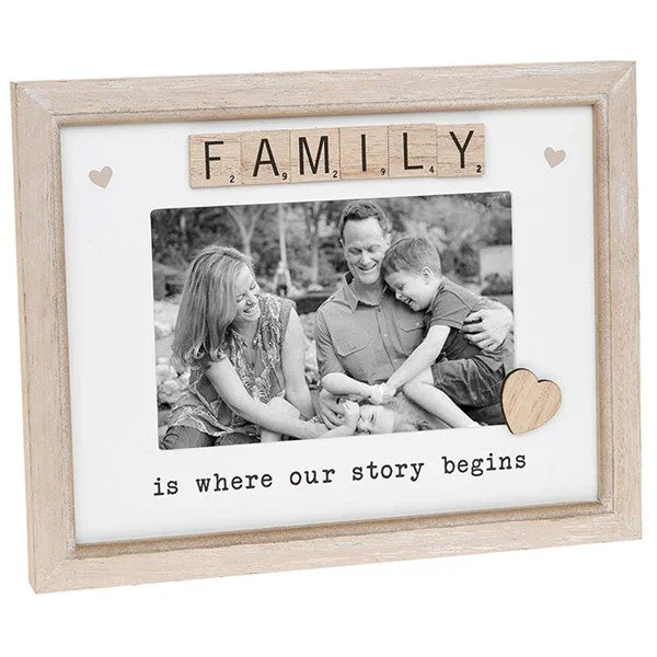 Scrabble Sentiments Photo Frame – Family