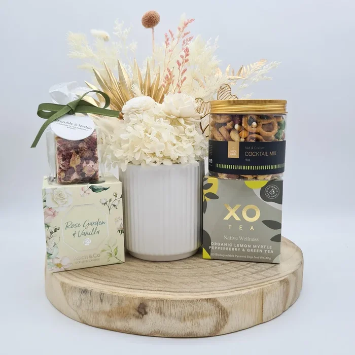 White Dried Floral Gift Hamper – Sydney Only