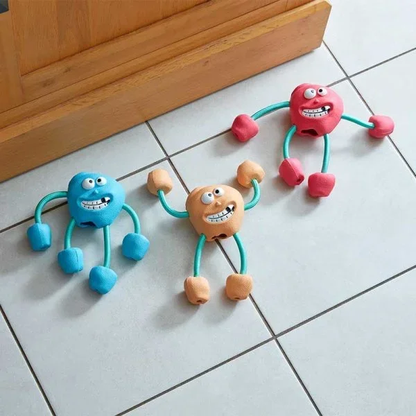 Zoon Uber-Activ Cheeky Chuck Extra-Tough Dog Toy